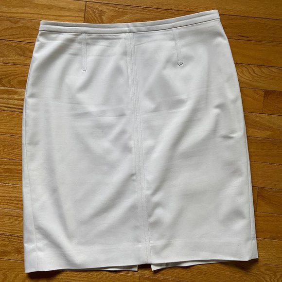 Ann Taylor Dresses & Skirts - Ann Taylor Pencil Skirt - White